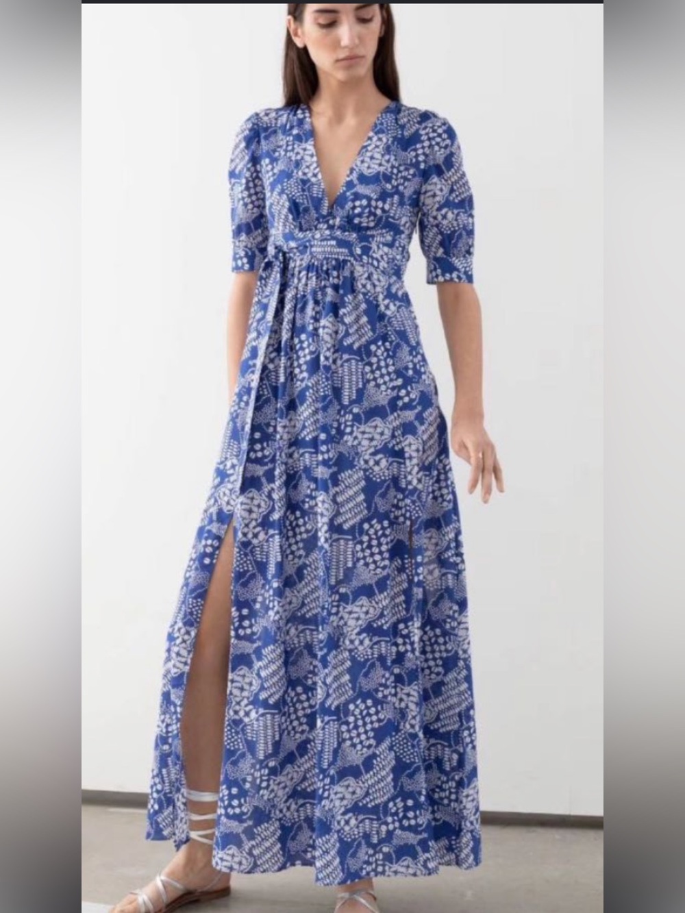 Paris Atelier & Other Stories Blue coffee bean Printed V-Neck Maxi Dress